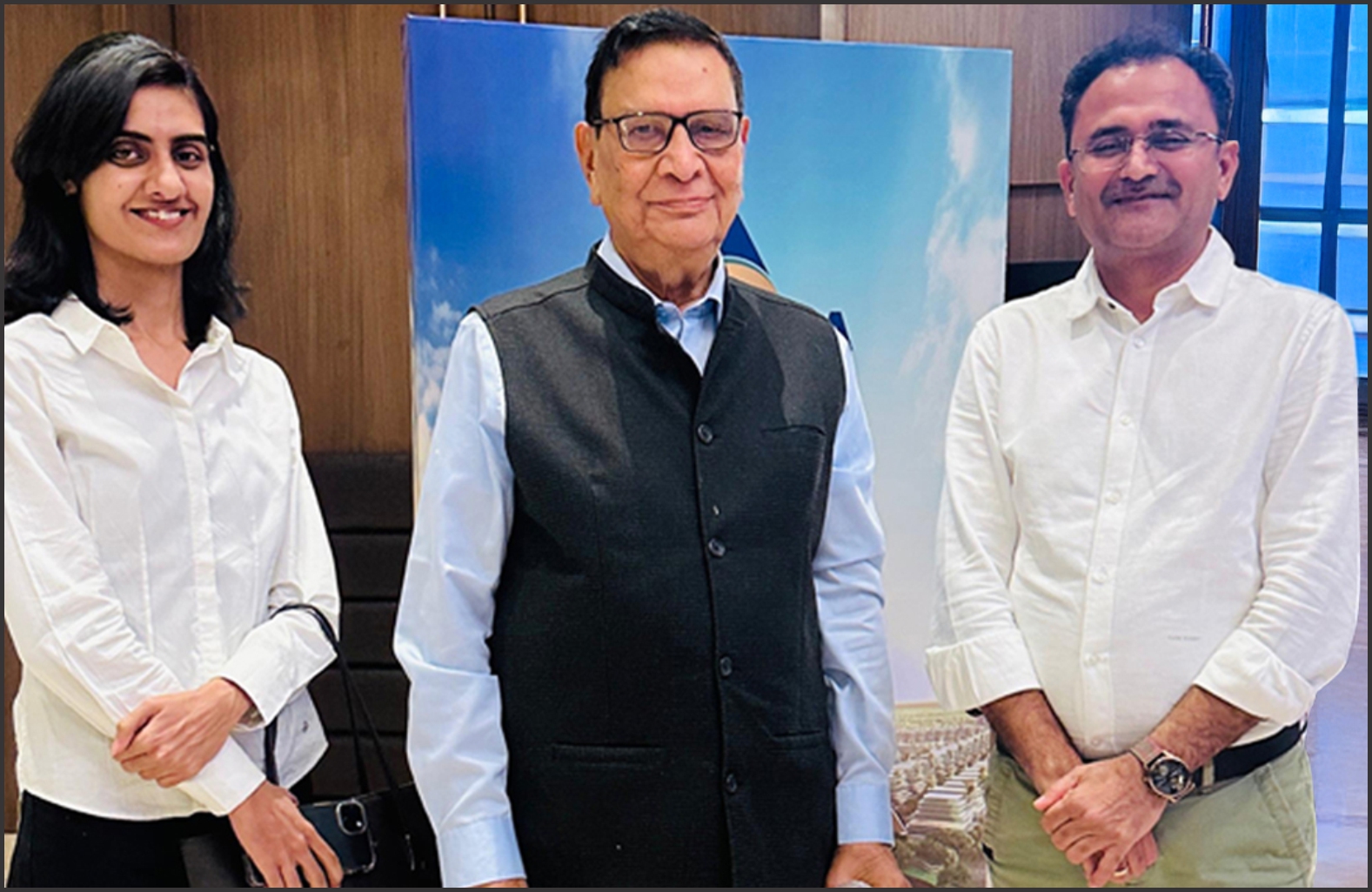 With Mr. Ramakant Jha-The visionary behind GIFT City, Gandhinagar.